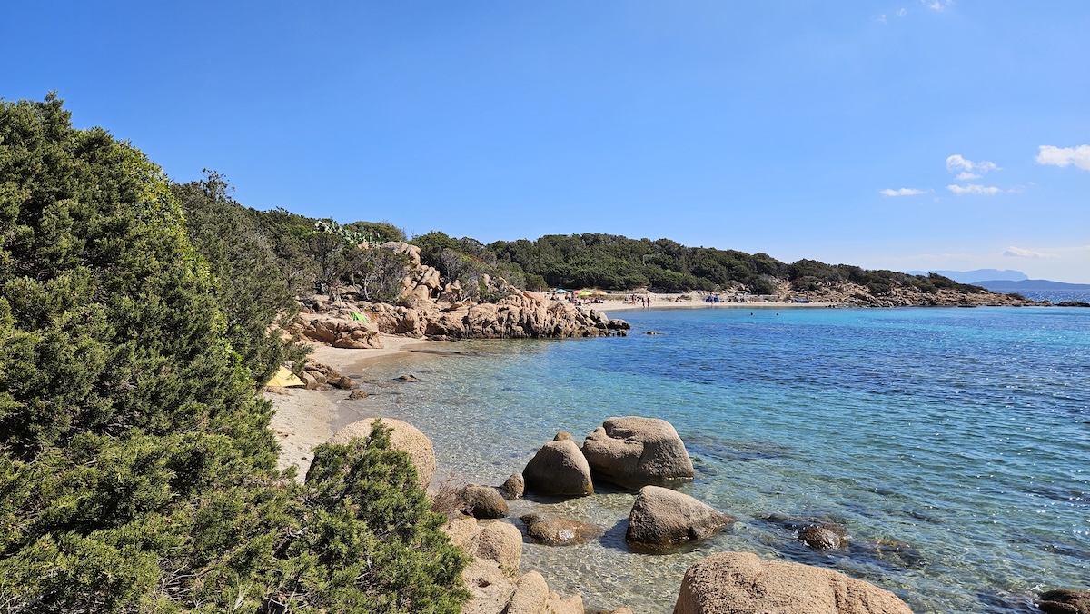 Sardinien, Costa Smeralda, Spiaggia Capriccioli. Foto: Lena Ziehres, Reiselust-Mag