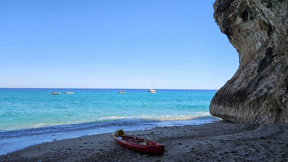 Sardinien, Paddeln Golf von Orosei Cala Luna. Foto: Lena Ziehres, Reiselust Mag