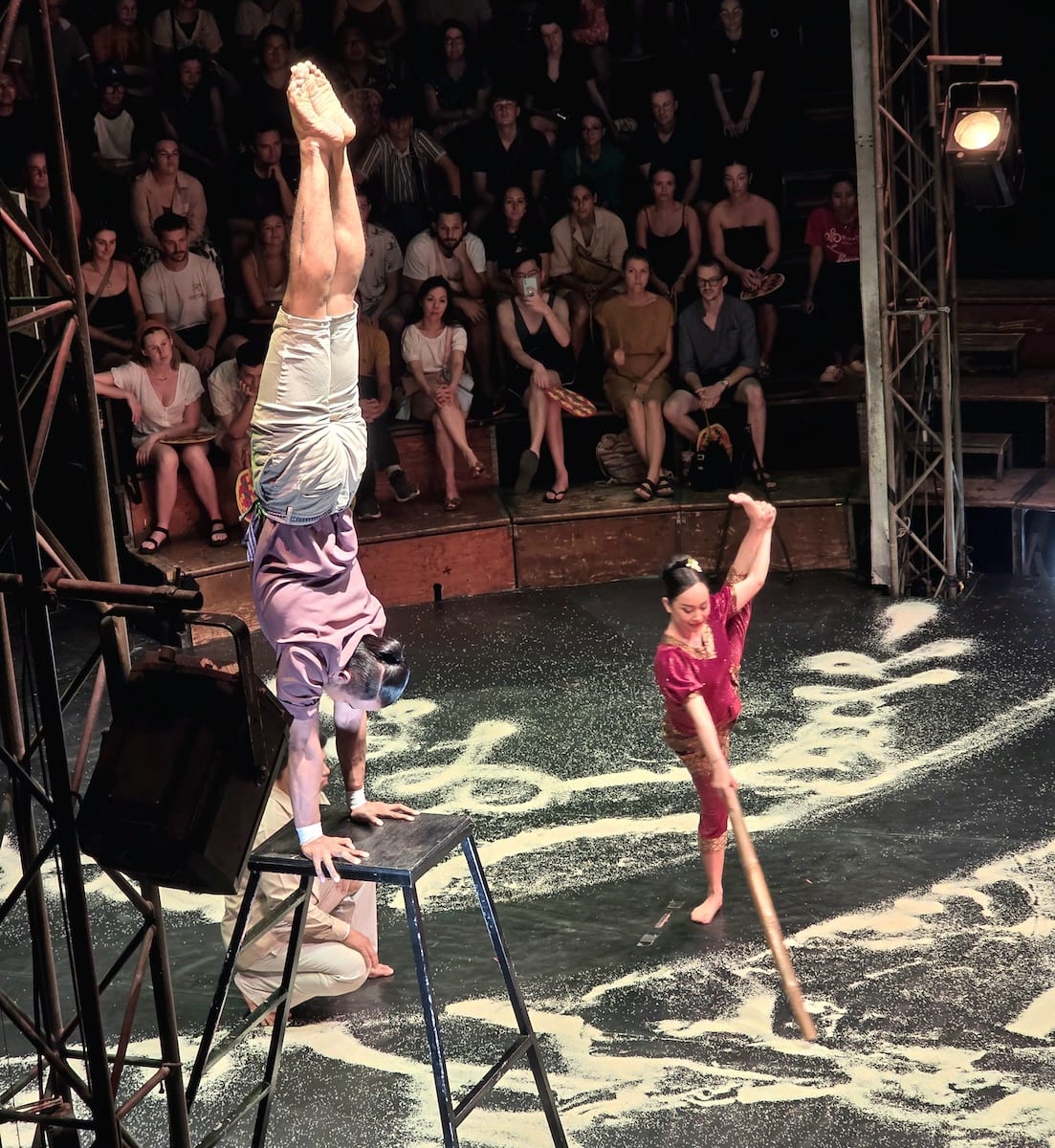 Artisten im Phare Circus, Siem Reap. Foto: Beate Ziehres, Reiselust-Mag