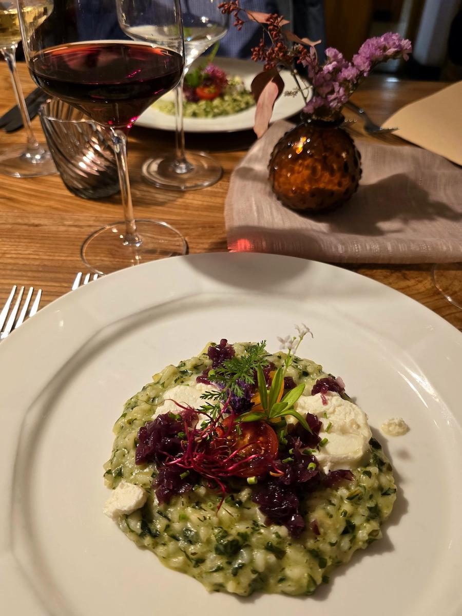 Kräuterrisotto im Helener Pichl, St. Pankraz. Foto: Beate Ziehres, Reiselust-Mag