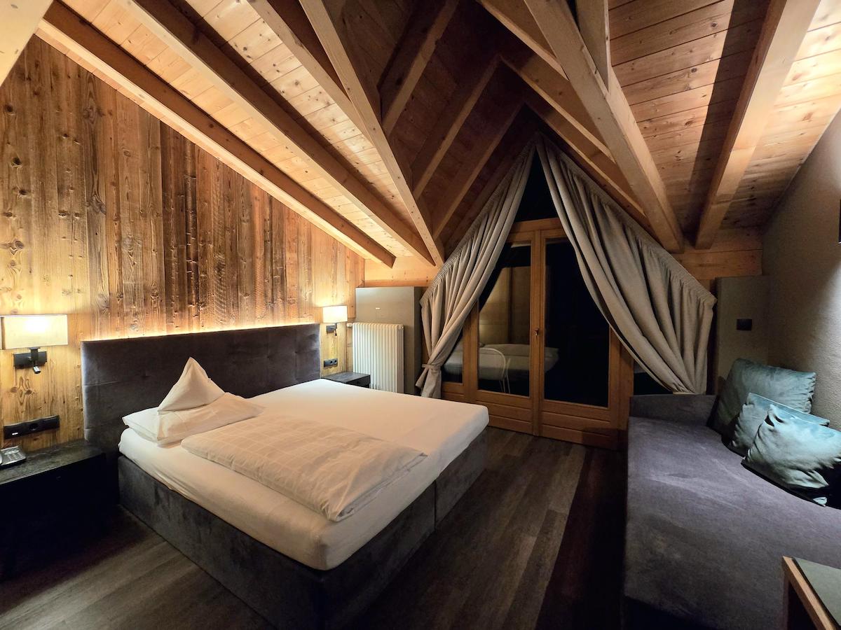 Ultental, Hotel Alpenhof, Zimmer. Foto: Beate Ziehres