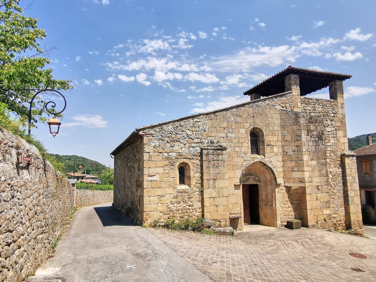 Kirche St. Johannes in Boucieu-le-Roi, Ardeche, Frankreich. Foto: Beate Ziehres, Reiselust-Mag