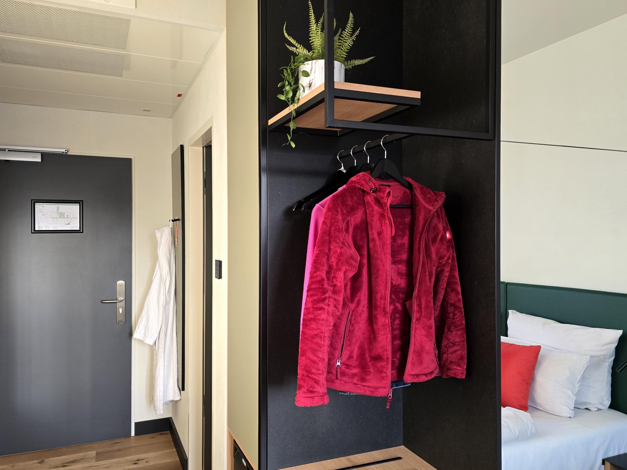 Hotel Morgenroth, Zimmer, Detail. Foto: Beate Ziehres, Reiselust-Mag