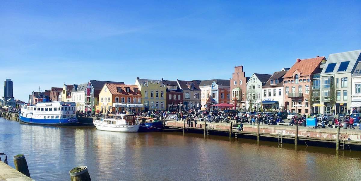 Husum, Binnenhafen – Foto: Beate Ziehres