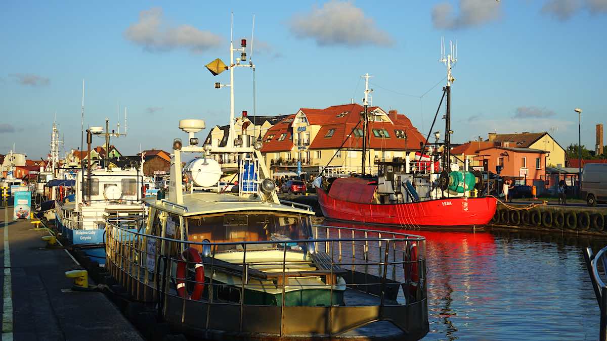 Ein sicherer Hafen an der polnischen Ostsee: Leba im Abendlicht – Foto: Beate Ziehres