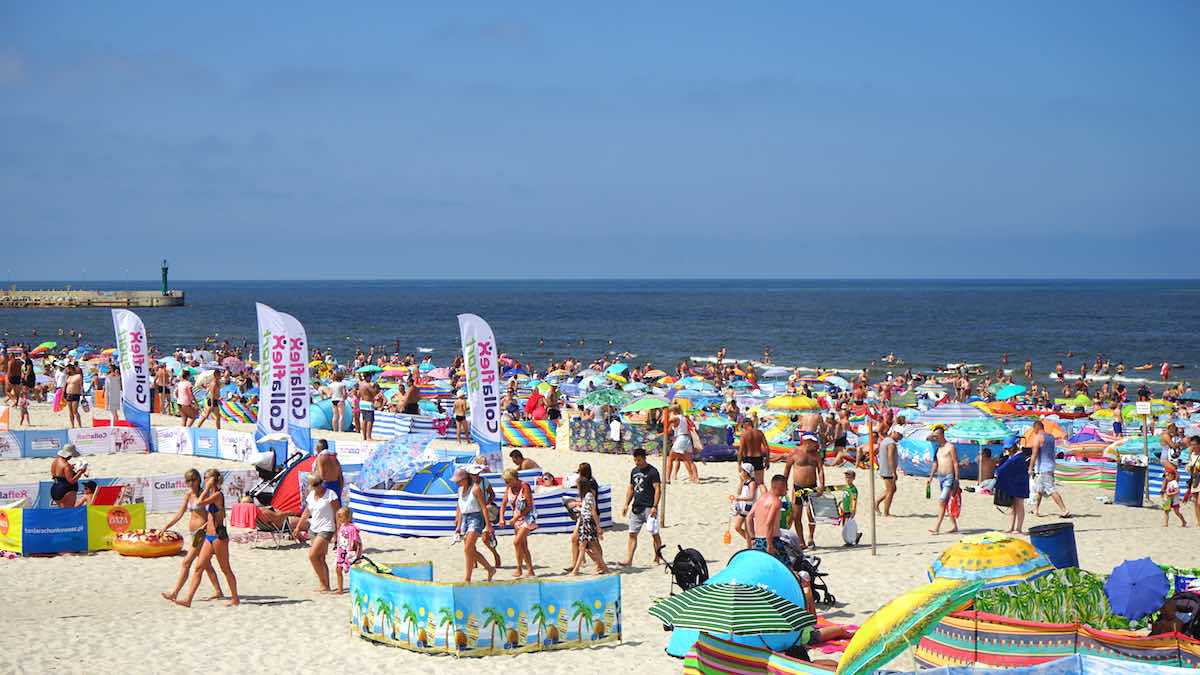 Der Strand an der polnischen Ostsee bei Leba – Foto: Beate Ziehres