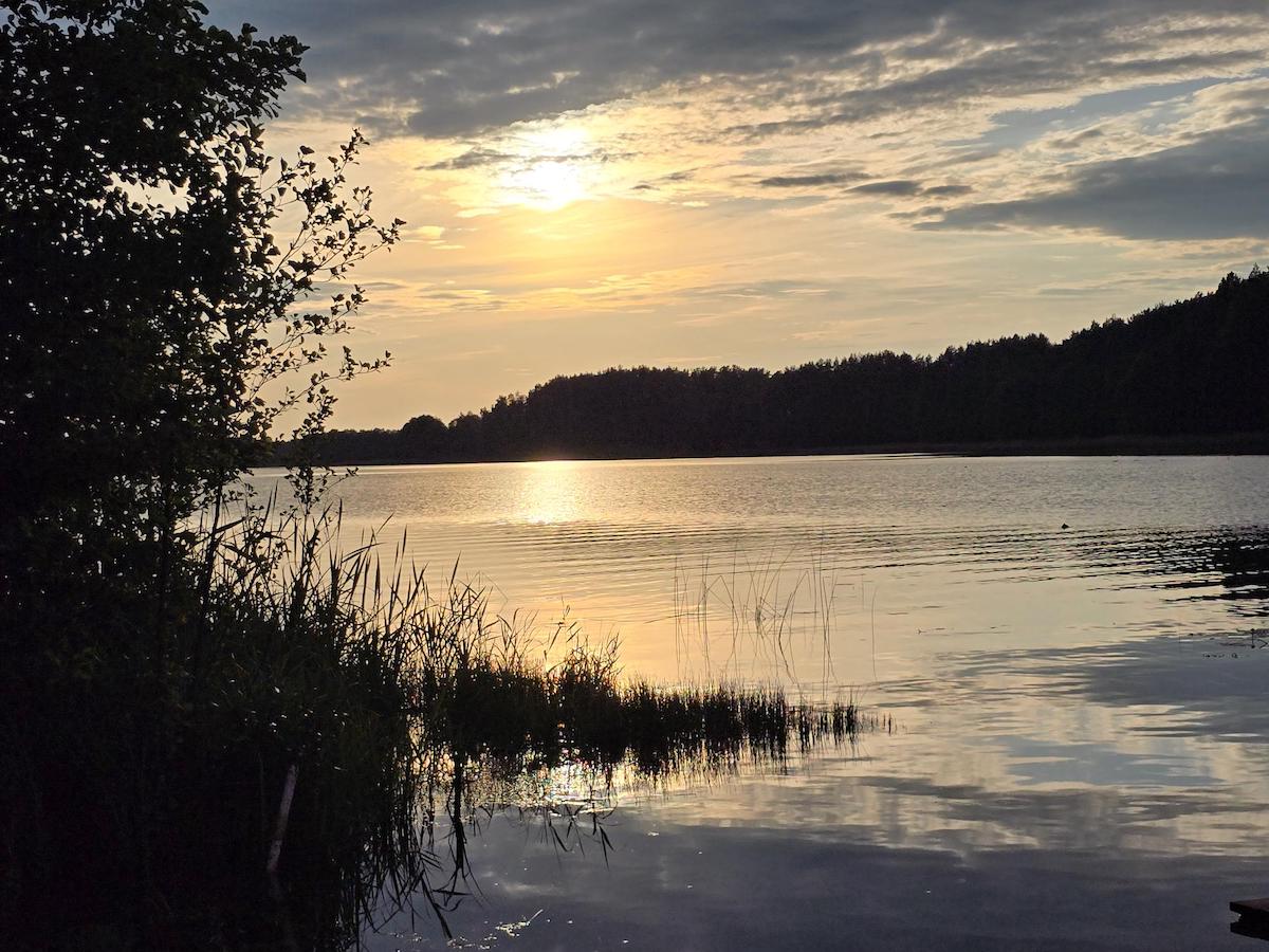 Sonnenuntergangsstimmung Paluse, Aukstaitija-Nationalpark. Foto: Beate Ziehres