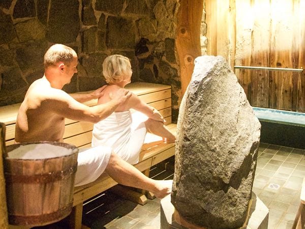 In der Sole-Gabbro-Grotte – Foto: Sole-Therme