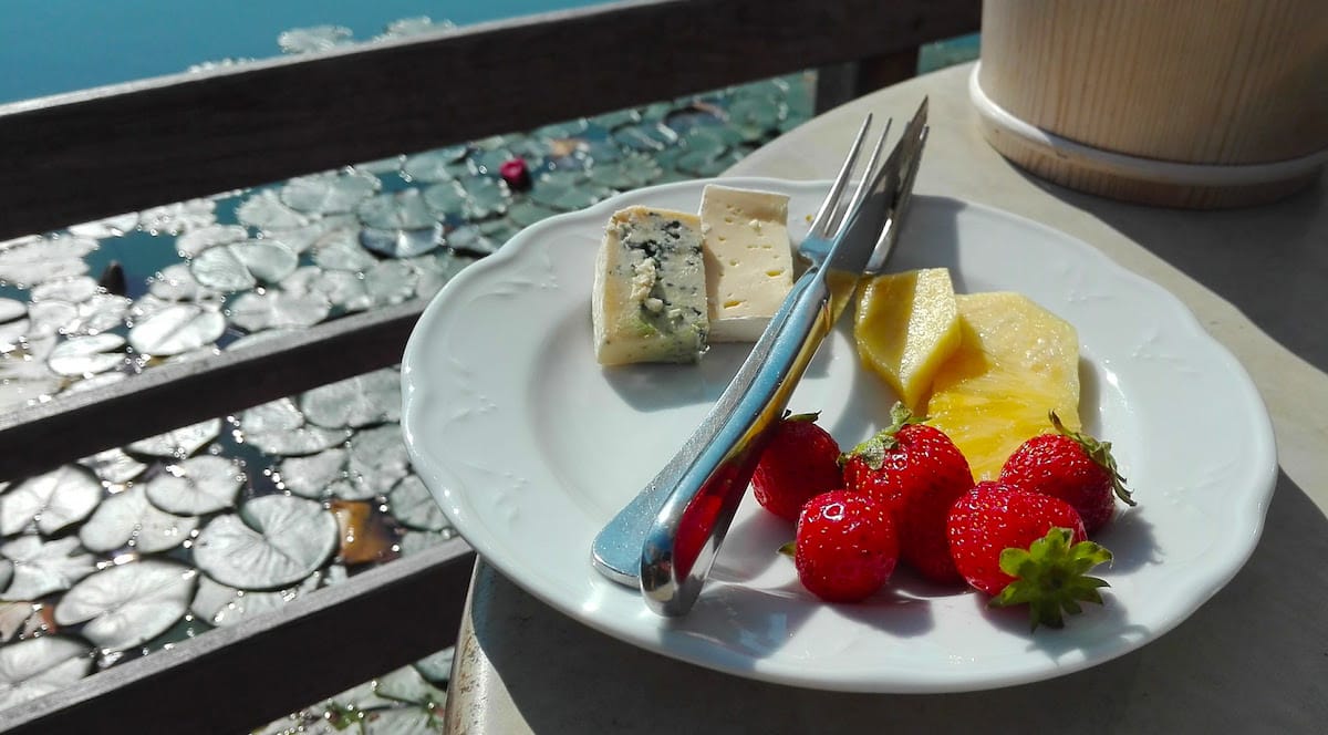 Frühstück am Breiten Luzin, Mecklenburg-Vorpommern – Foto: Beate Ziehres