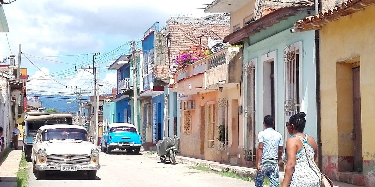 Trinidad, Kuba. Straßenszene. Foto: Beate Ziehres, Reiselust-Mag