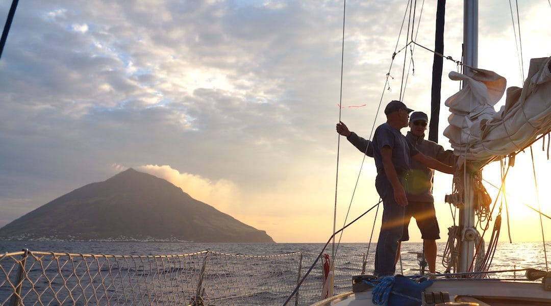 Unter Segeln zum Stromboli – und die unvergessliche Nacht danach