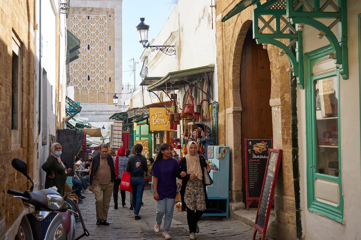 Tunesien: In den Gassen der Medina von Tunis. Foto: Beate Ziehres, Reiselust-Mag