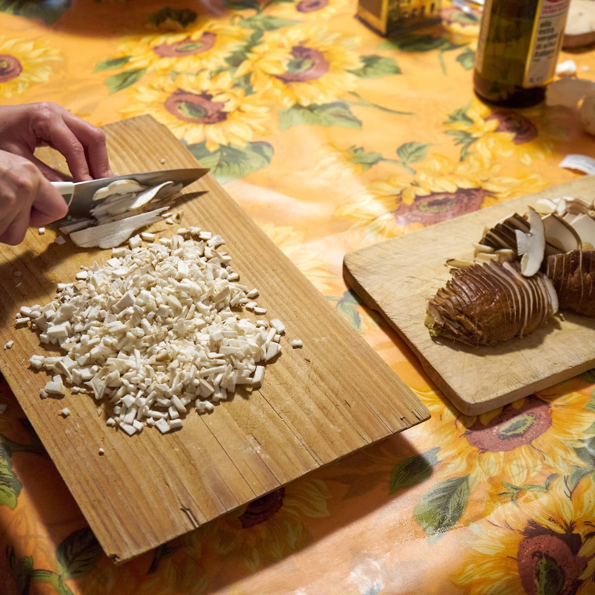 Kochkurs in Umbrien: Pilze fürs Risotto.Foto: Beate Ziehres, Reiselust-Mag