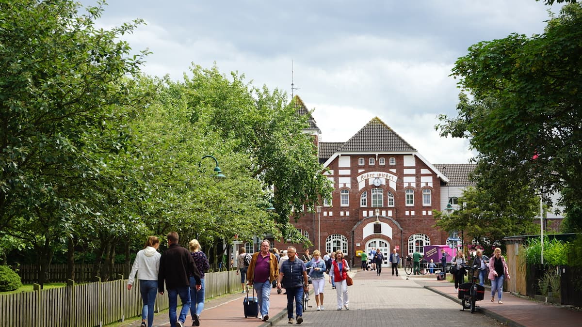 Wangerooge Bahnhof – Foto: Beate Ziehres