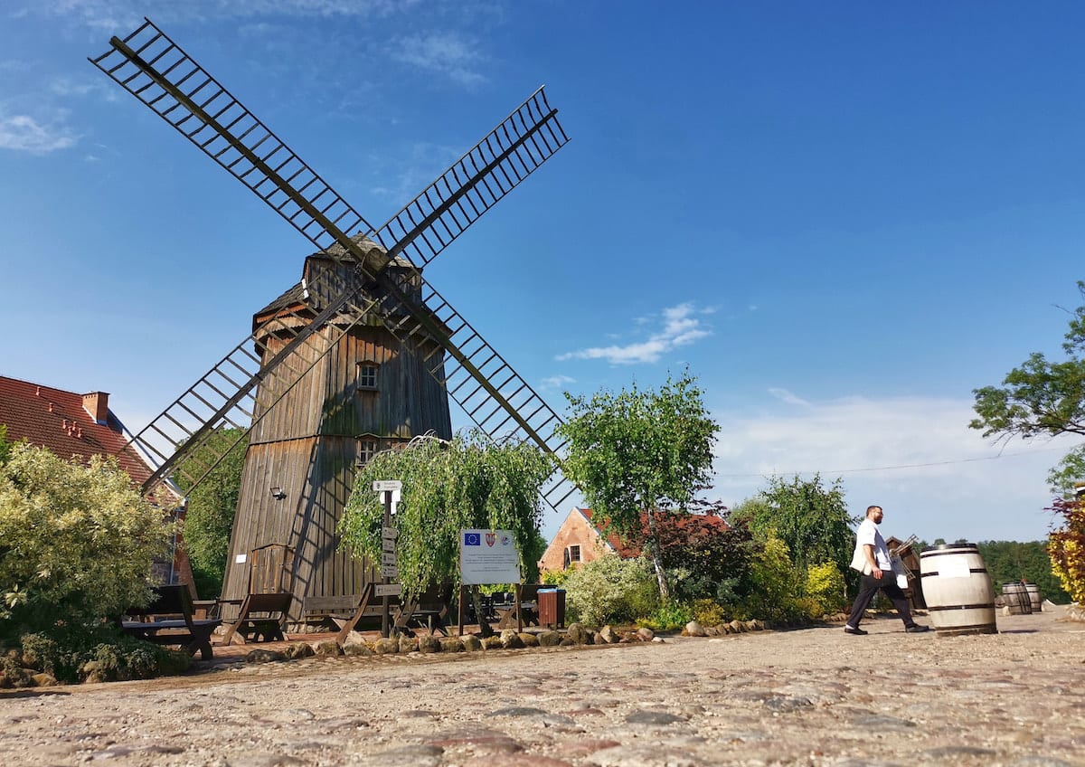 Windmühle im Ferienzentrum Olandia. Foto: Beate Ziehres, Reiselust-Mag