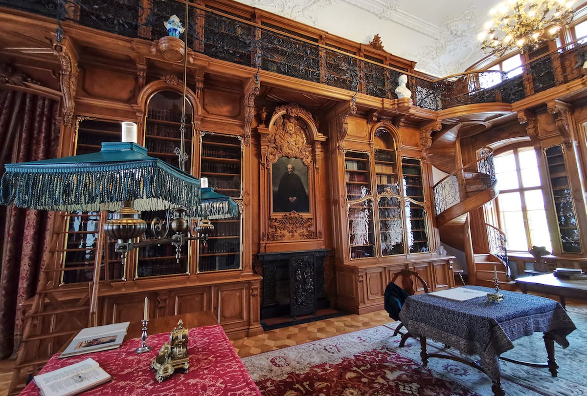 Bibliothek im Schloss Rogalin. Foto: Beate Ziehres, Reiselust-Mag